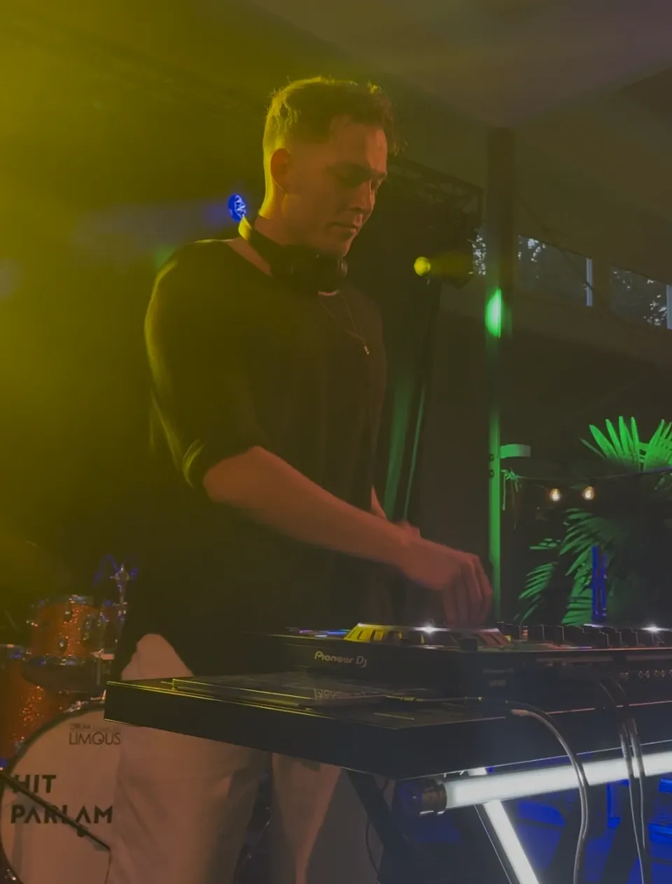 DJ's